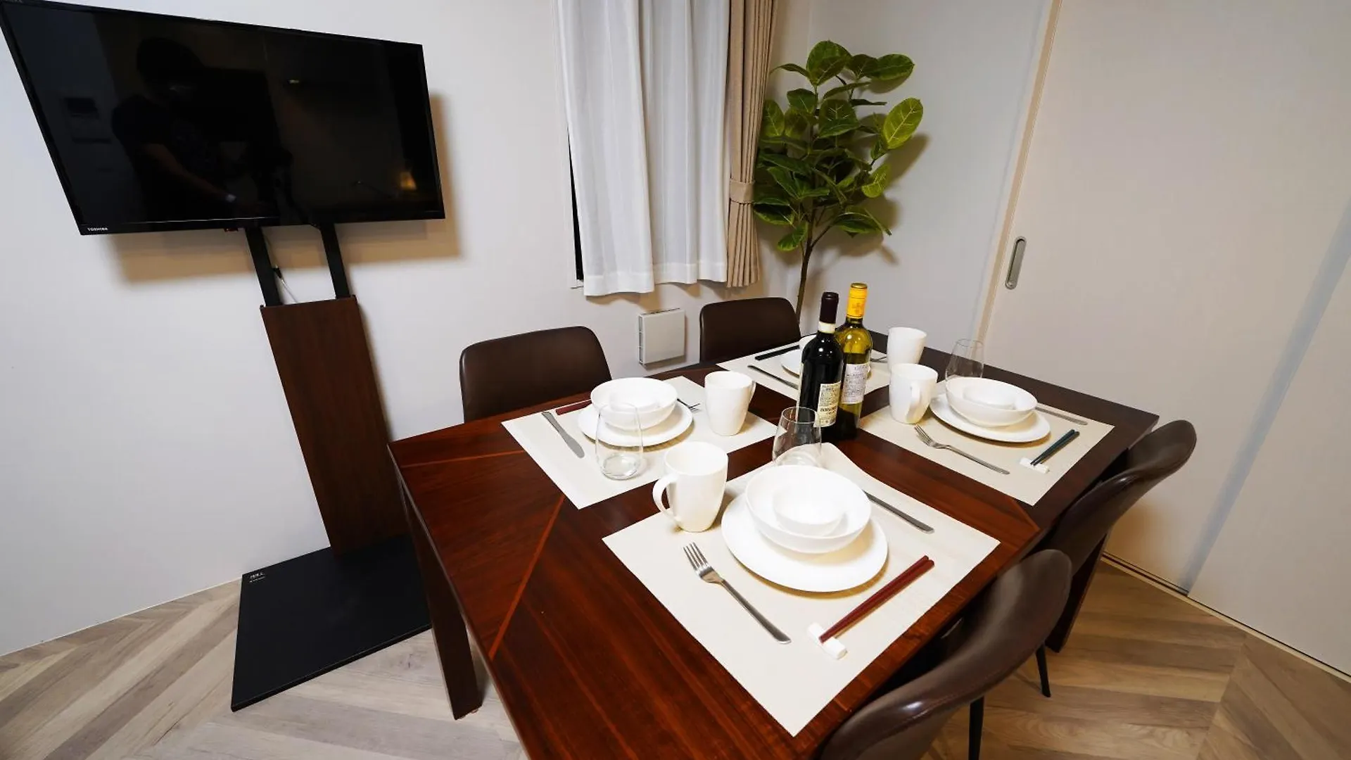Laffitte Tokyo West Apartment